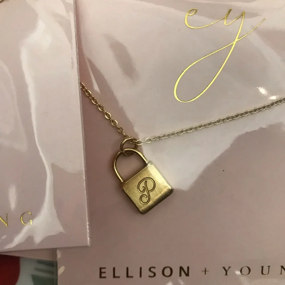 Scripted notes Initial Lock Necklace - Picture 3 of 7